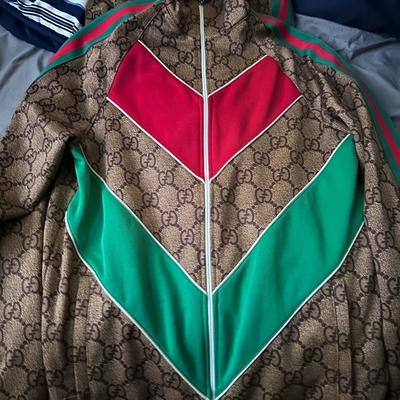 Gucci Tracksuit - Picture 3 of 15